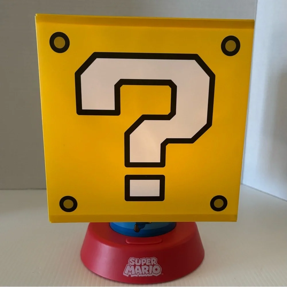 Paladone Super Mario Bros Icon Lamp with 3 Brightness Settings and Auto Shut Off